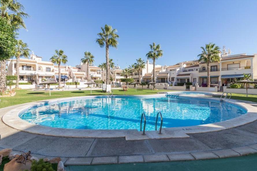 Townhouse Playa Flamenca Villa ภายนอก รูปภาพ