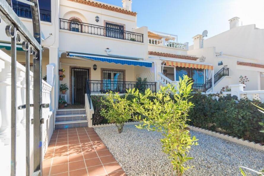 Townhouse Playa Flamenca Villa ภายนอก รูปภาพ