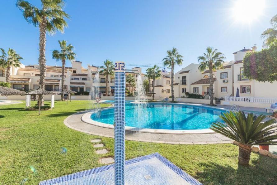 Townhouse Playa Flamenca Villa ภายนอก รูปภาพ